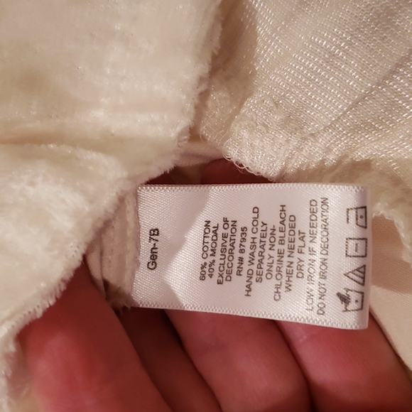 NWT - LOGO, Long Sleeve Cottin Slub Top, size small - Picture 7 of 10